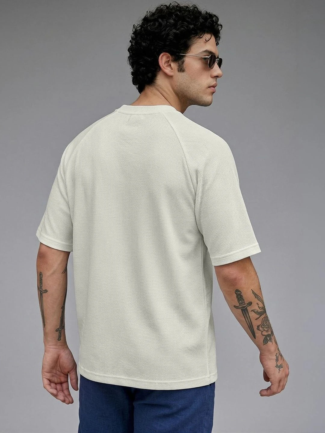 OFF WHITE