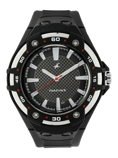 Fastrack Round Black Dial Analog Watch With Metal Strap - NM9332PP02