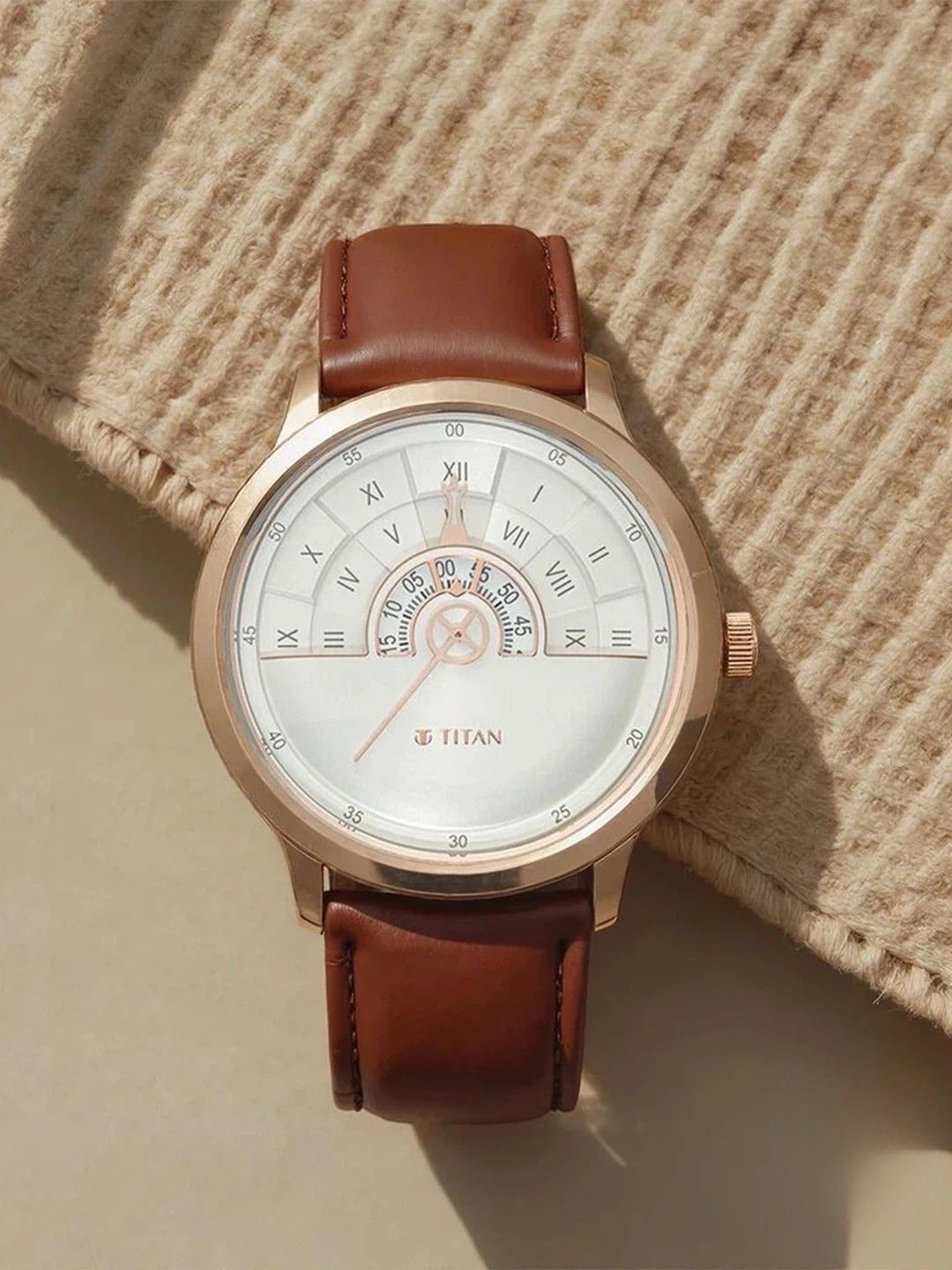 Titan Round White Dial Analog Watch With Brown Leather Strap - NQ1828QL02
