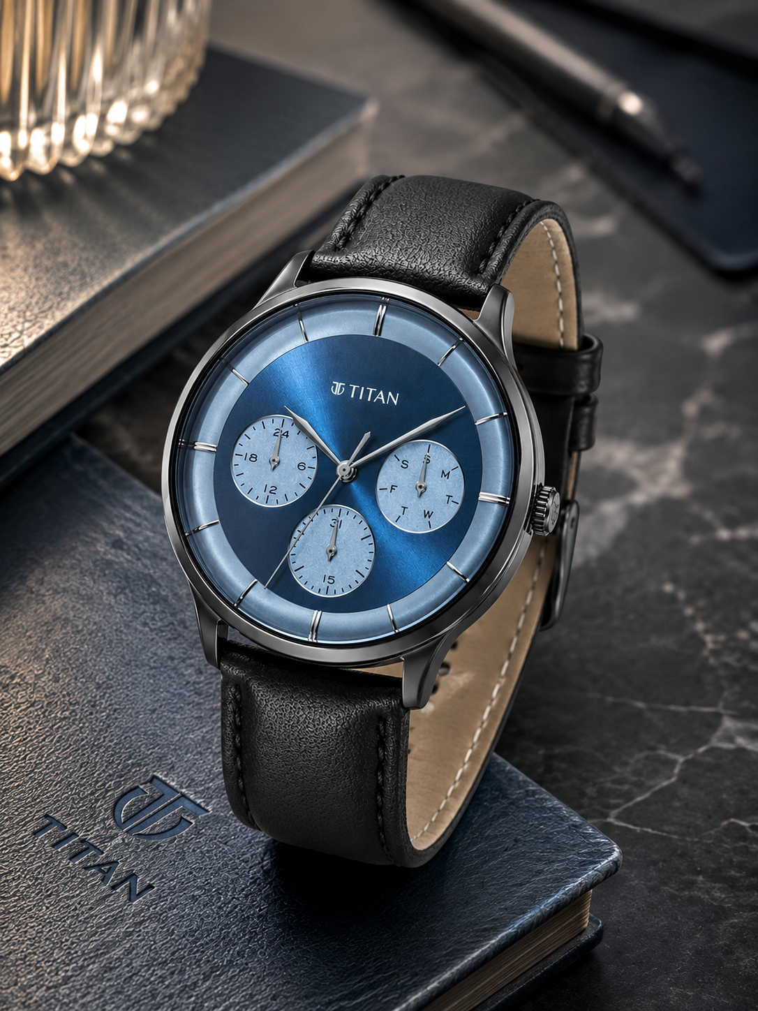 Titan Round Analog Watch - NR90125QL01
