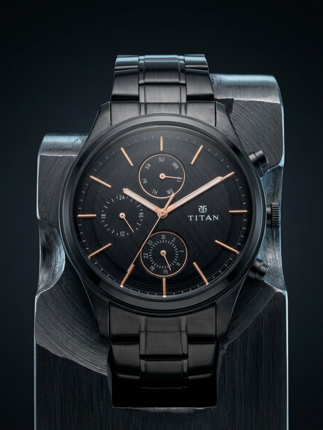 Titan Workwear Round Analog Watch - NU1805NM01