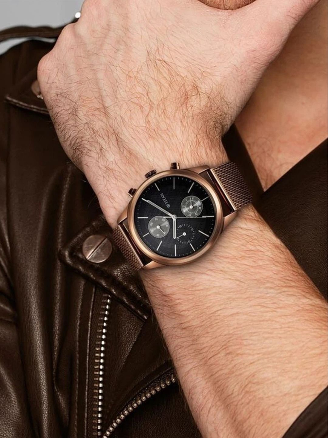 Titan Neo Round Black Dial Analog Watch - NU1805QM05