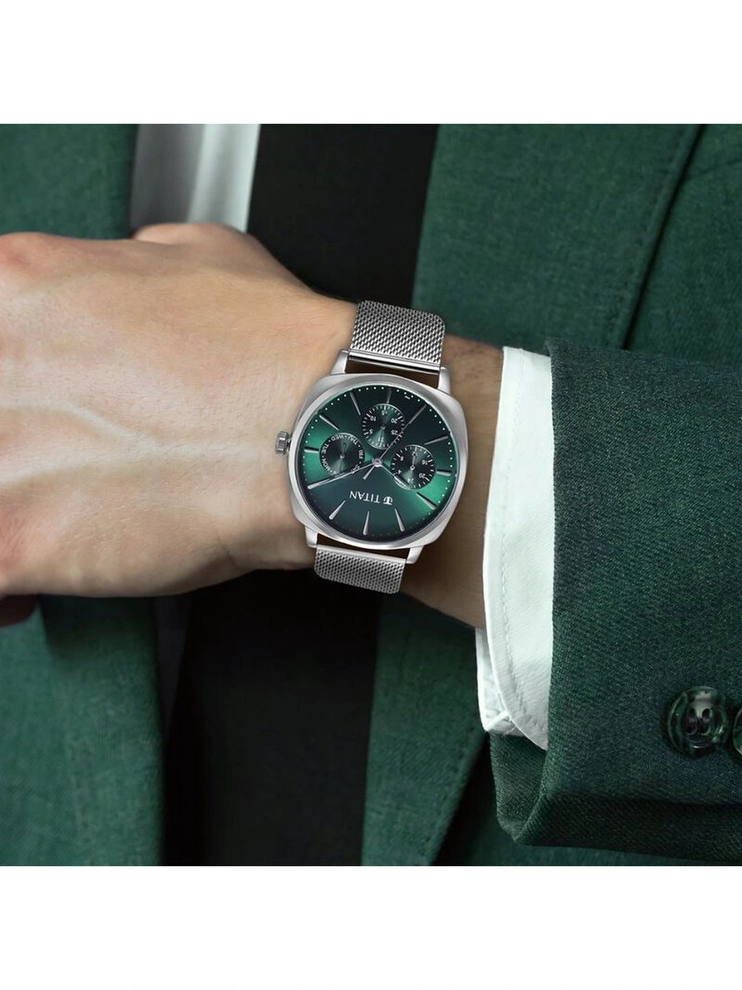 Titan Classique Round Green Dial Analog Watch - NU90189SM01