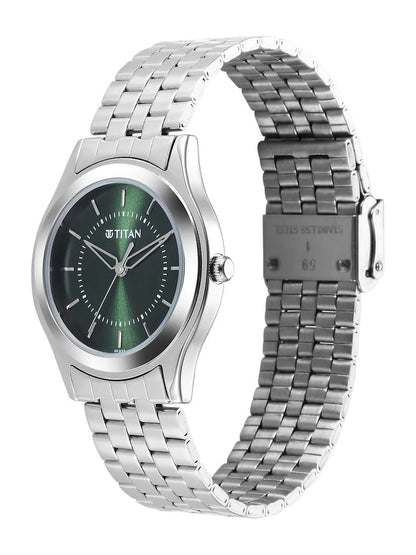 Titan Karishma Round Green Dial Analog Watch - 1648SM01
