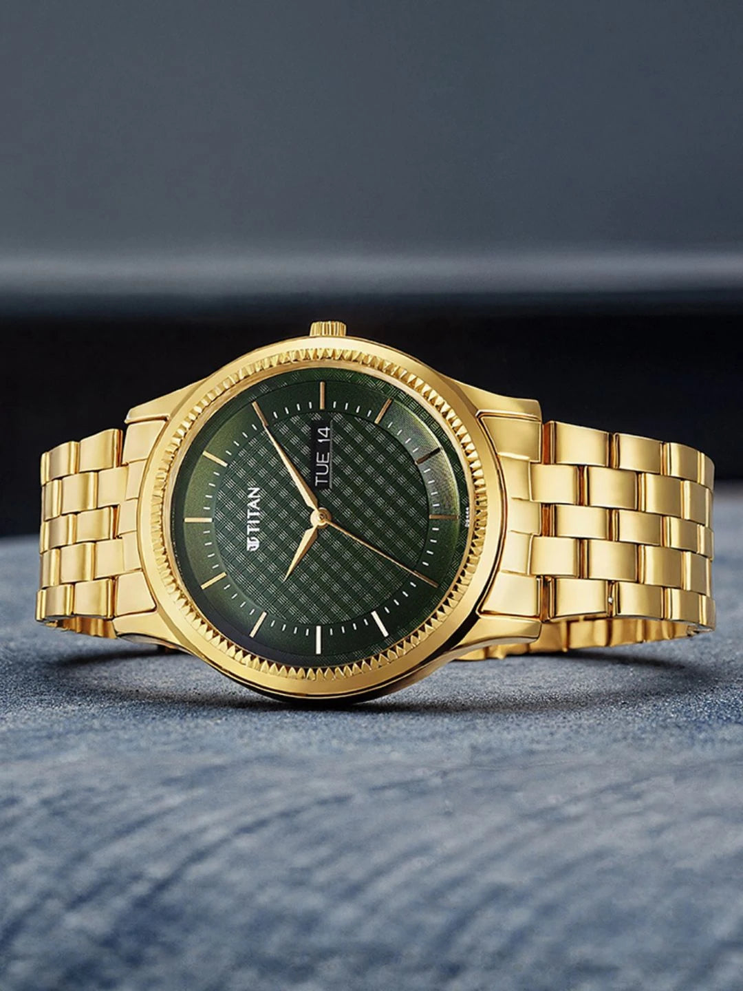 Titan Brass Dial & Stainless Steel Bracelet Style Straps Analogue Watch - 1824YM02