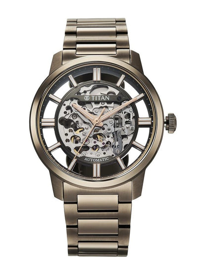 Titan Round Black Dial Analog Watch - 90220QM01