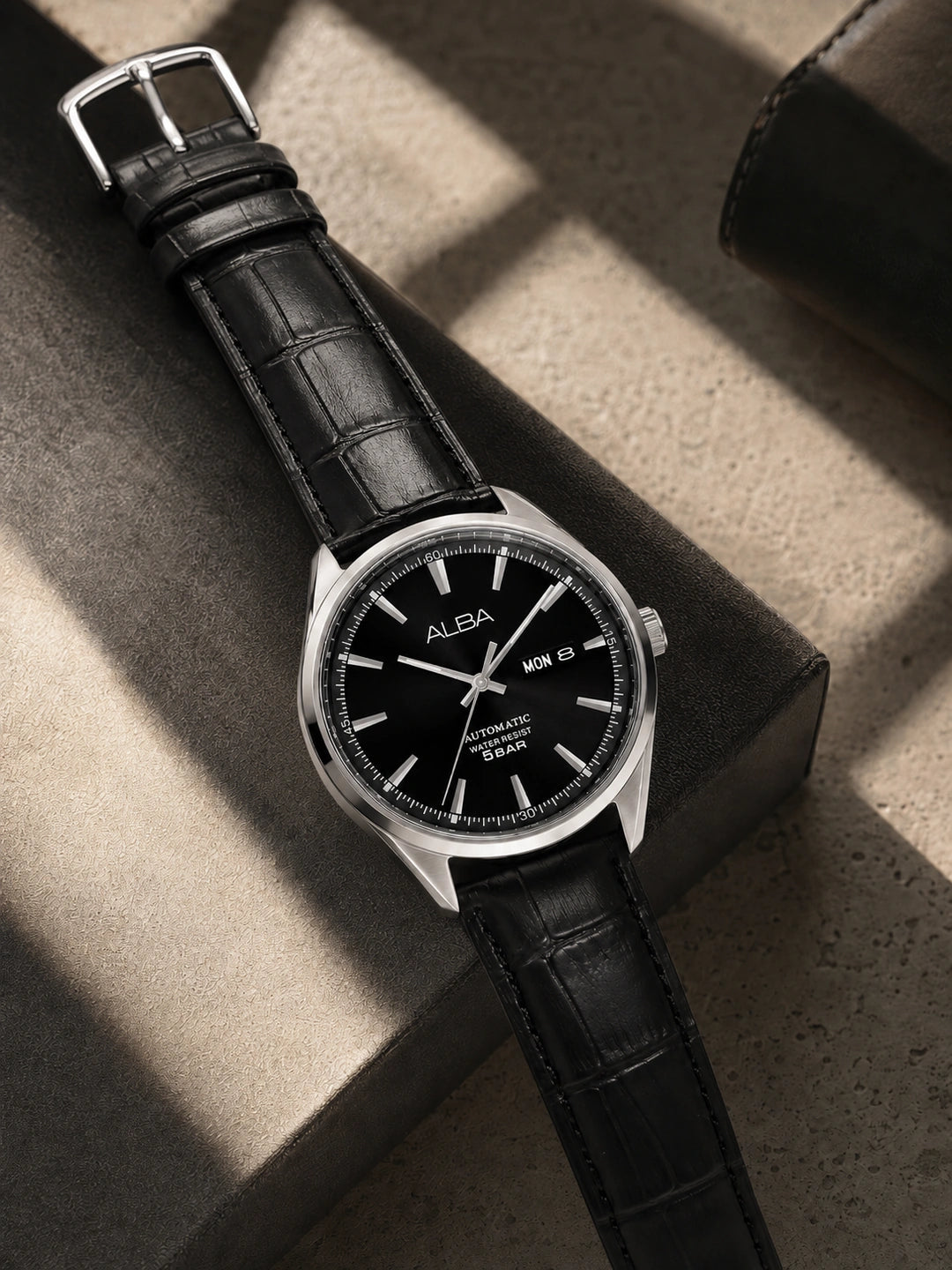 Alba Round Black Dial Analog Watch - AL4143X1