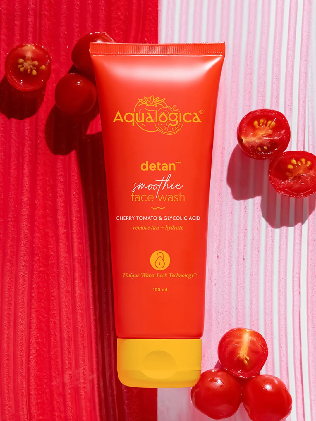 Aqualogica Detan+ Smoothie Face Wash (100 ml)