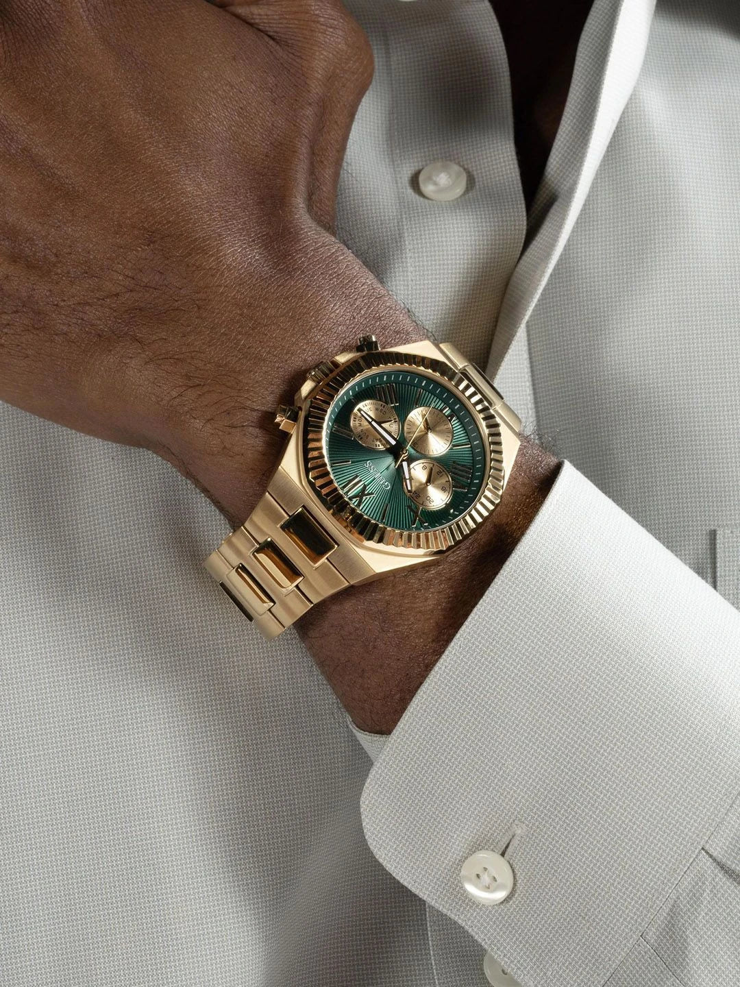 Guess Round 44mm Green Dial Analog Watch - GW0703G2