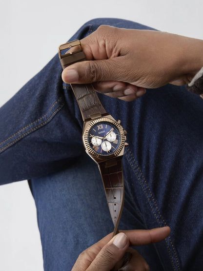 Guess Round Analog Watch - GW0791G4