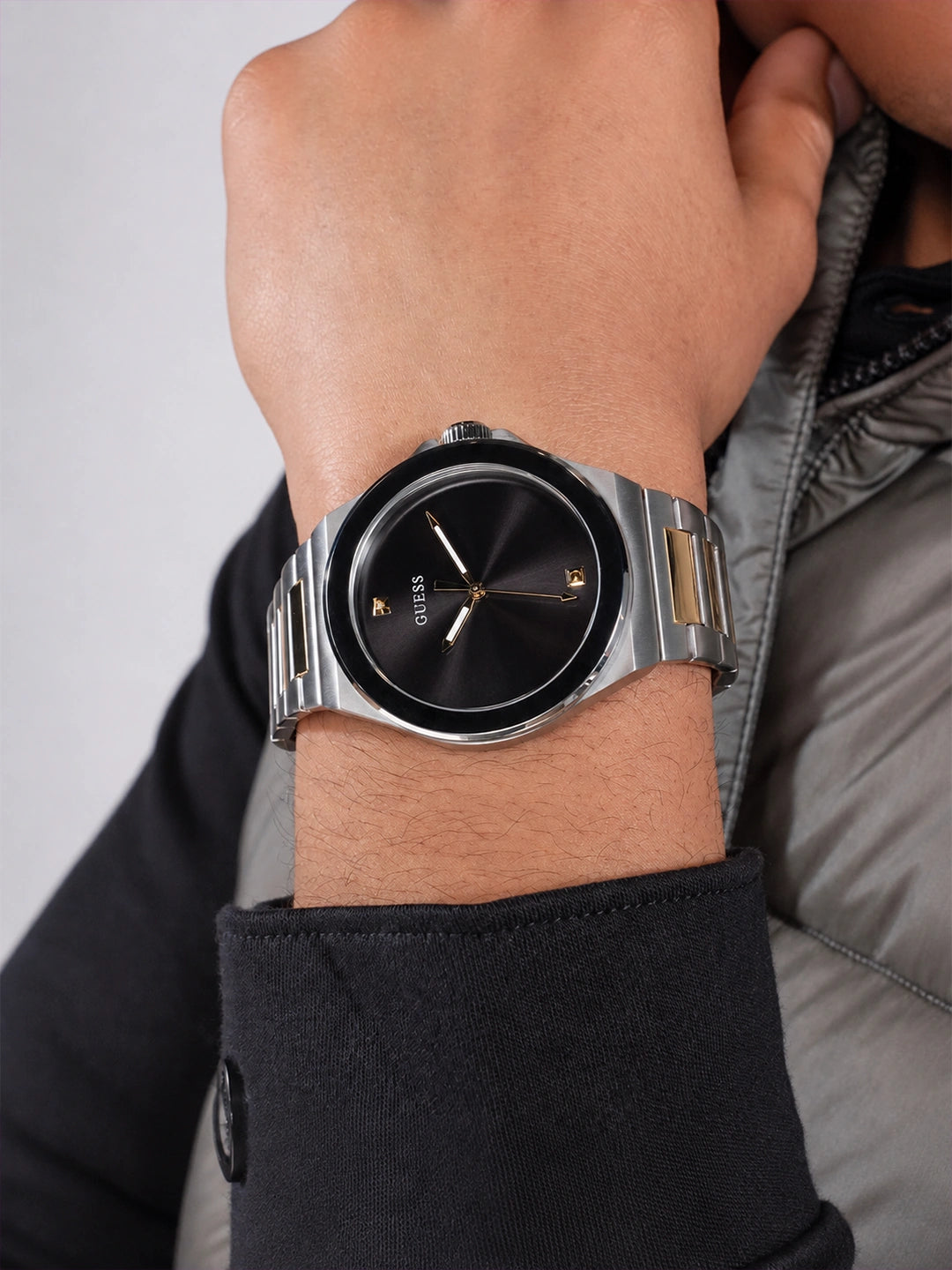 Guess Round Black Dial Analog Watch - GW0833G3