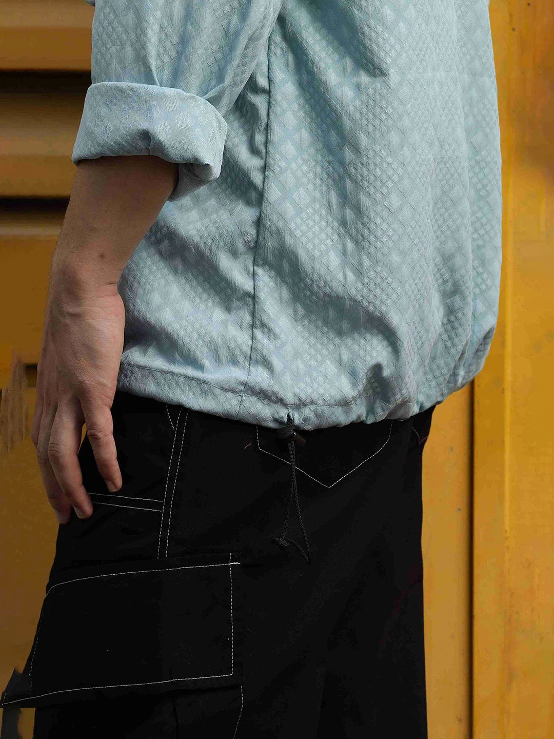 L