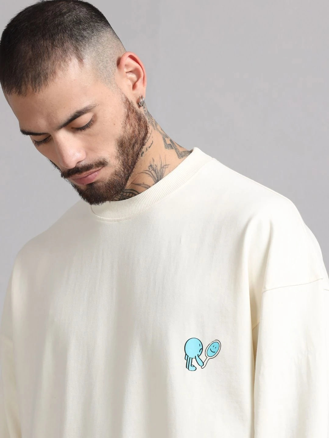 OFF WHITE