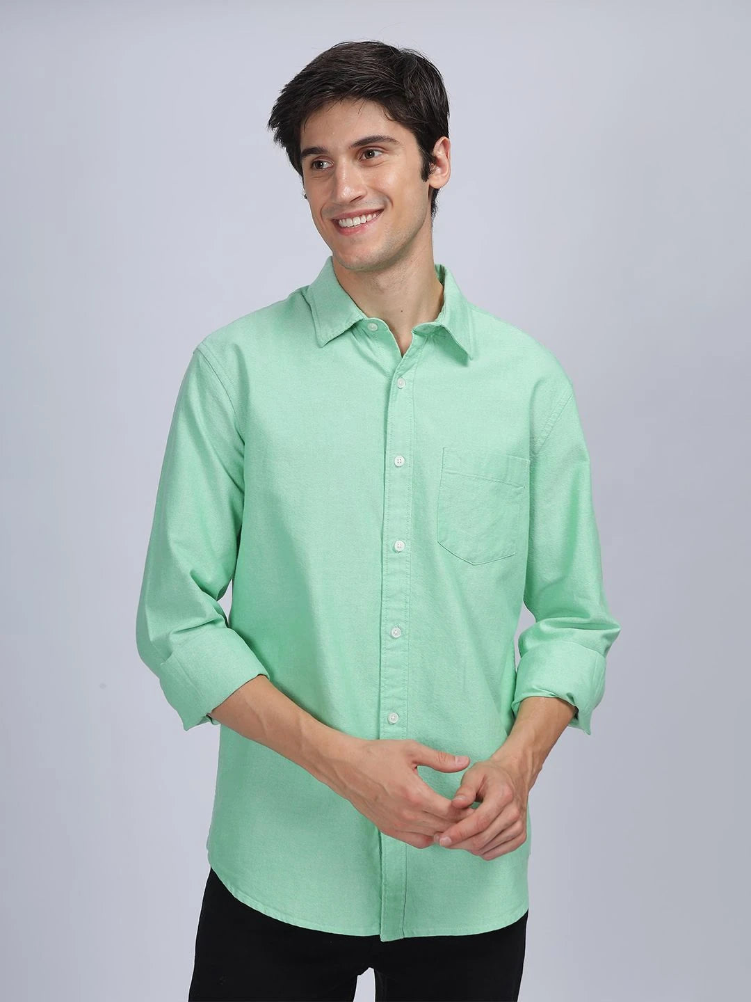 GREEN