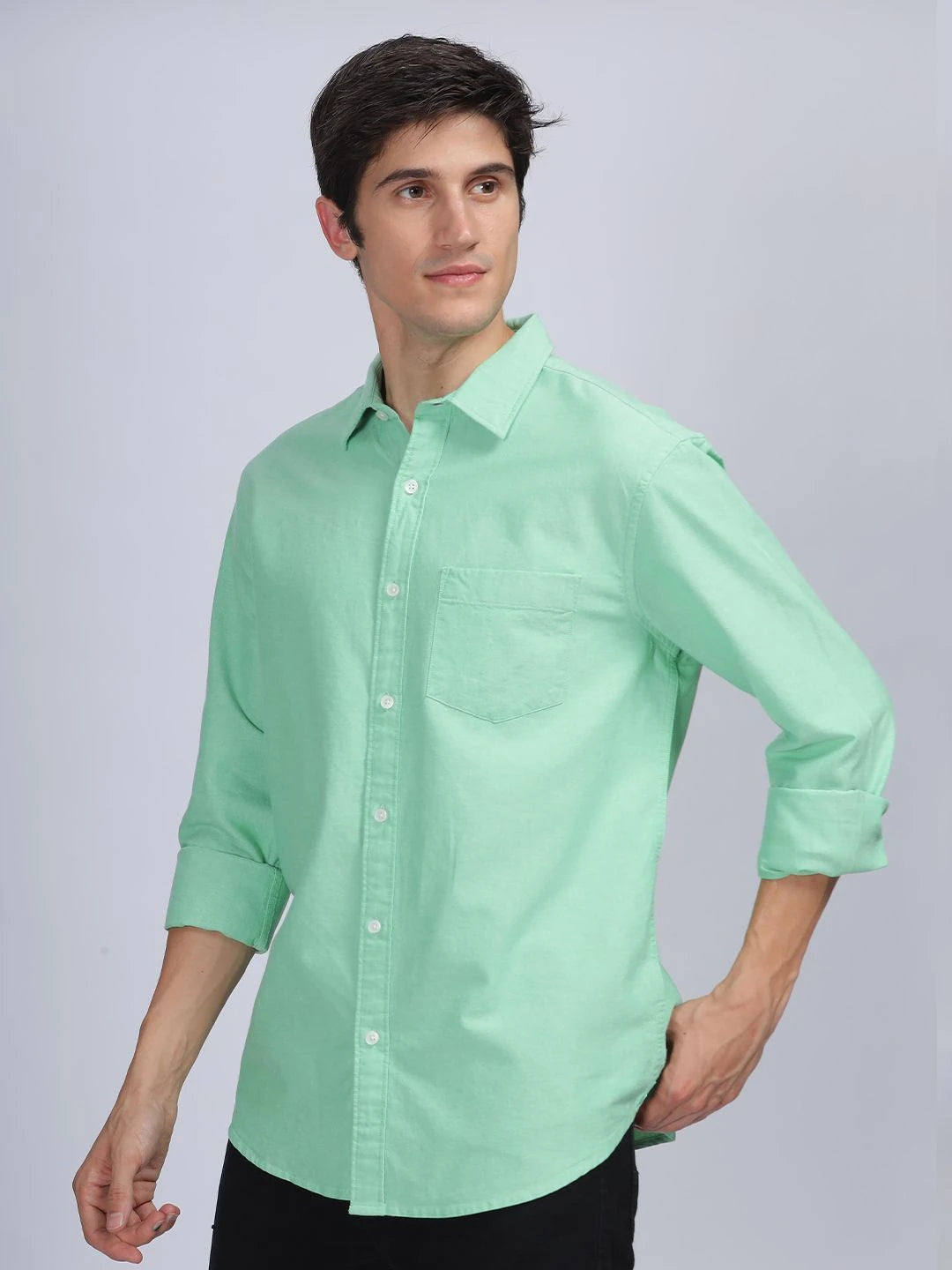 GREEN