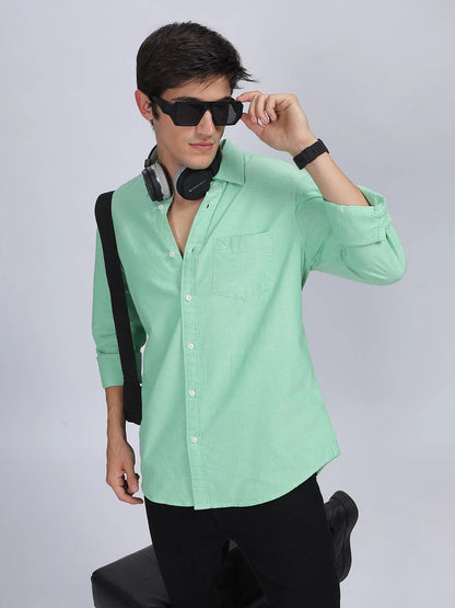 GREEN