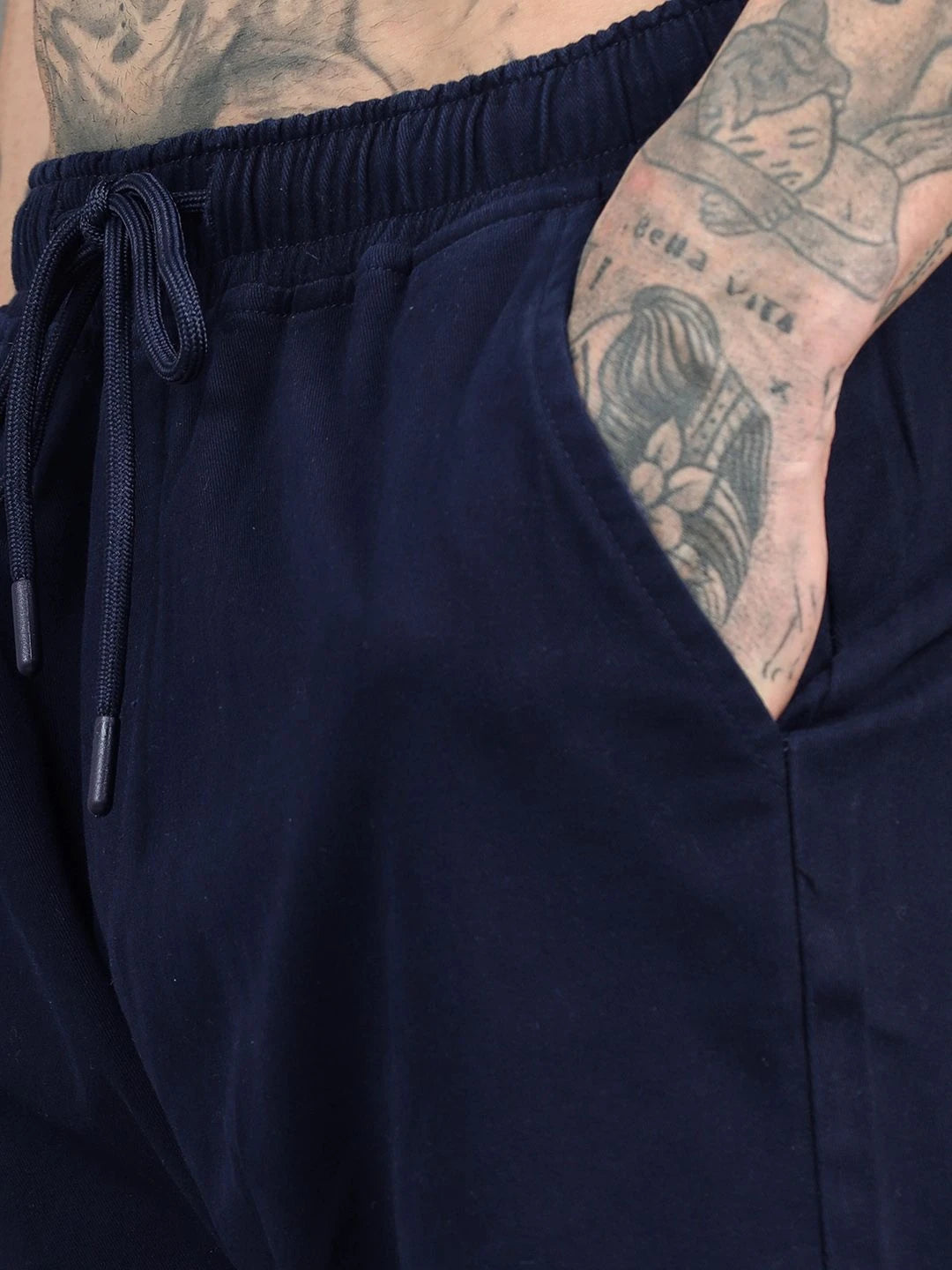 NAVY BLUE