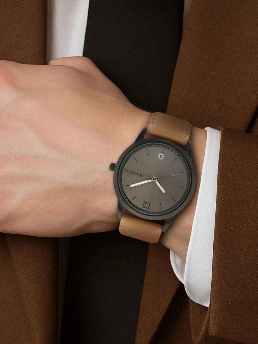 Titan Quartz Analog With Anthracite Dial Watch - NP1806NL01
