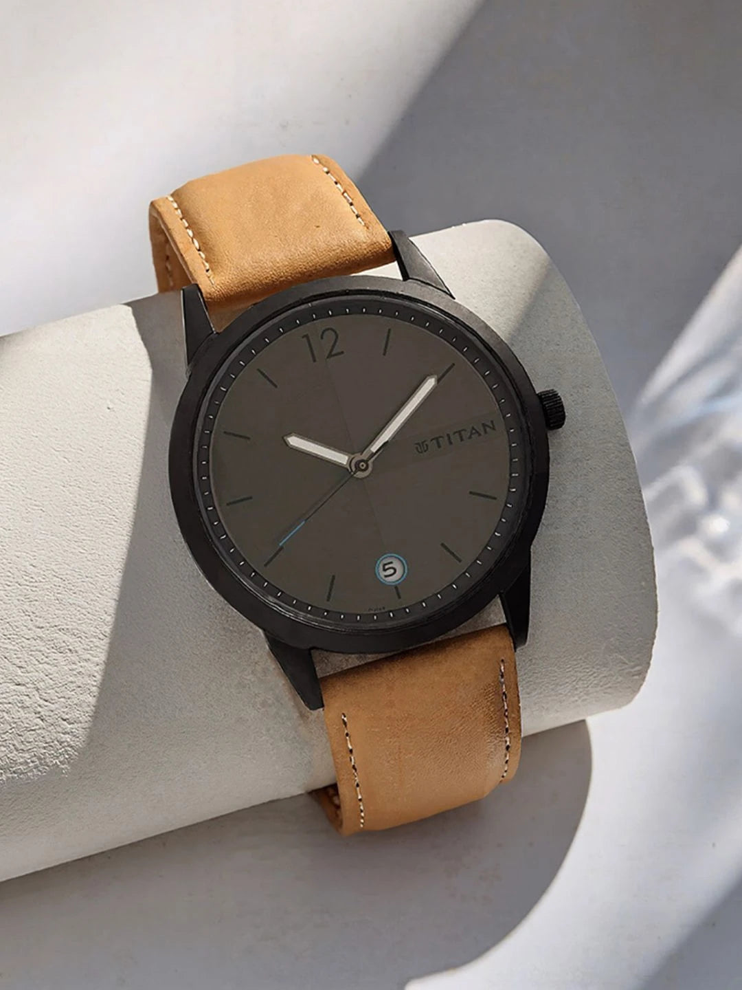 Titan Quartz Analog With Anthracite Dial Watch - NP1806NL01