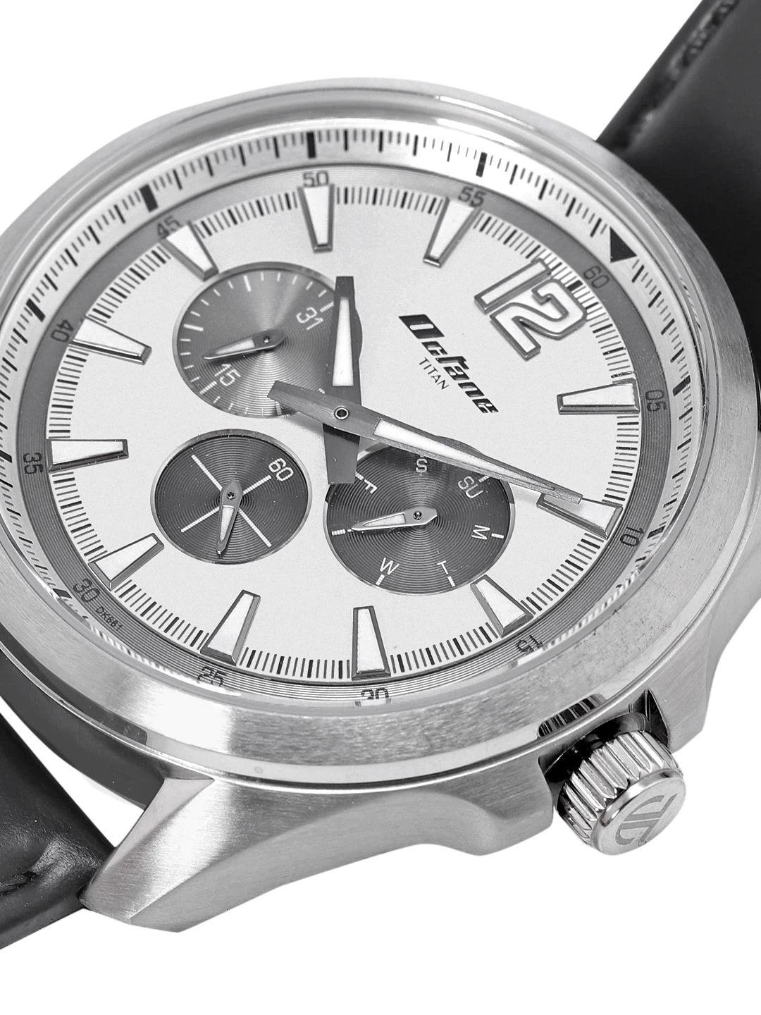 Titan Round Silver-Toned Dial Analog Watch With Day-Date Display & Leather Strap - NP90124SL01