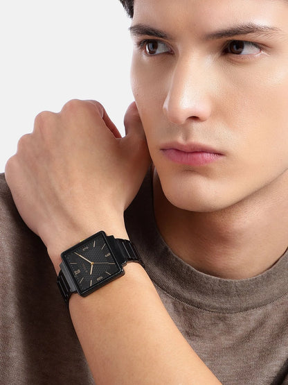 Titan Bracelet Style Straps Analogue Watch - NR10005KM01