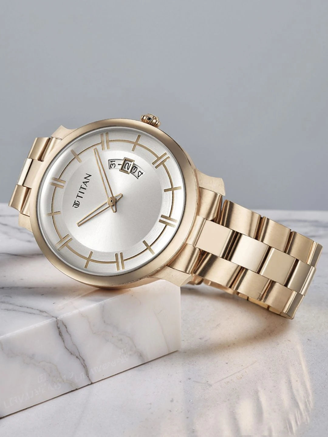 Titan Classic Distincta Quartz Analog With Silver Dial Watch - NT90170WM01