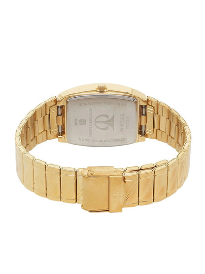 Titan Karishma Quartz Analog With Champagne Dial Watch - NT9315YM02