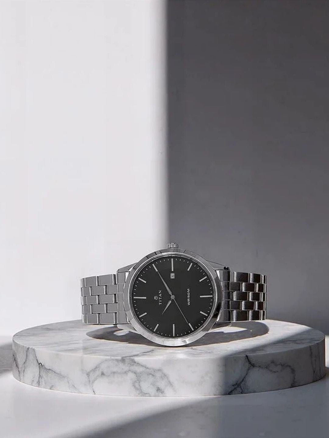 Titan Round Black Dial Analog Watch - NU1584SM04