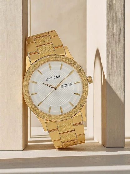 Titan Round Silver Dial Analog Watch - NU1650YM05
