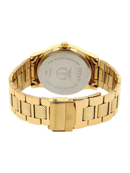 Titan Round Silver Dial Analog Watch - NU1650YM05