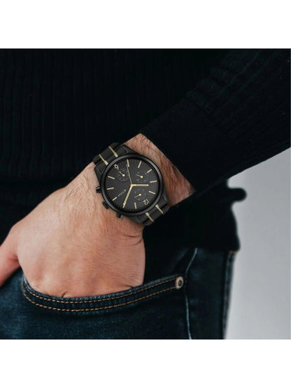 Titan Round Analog Watch - NU1805KM03