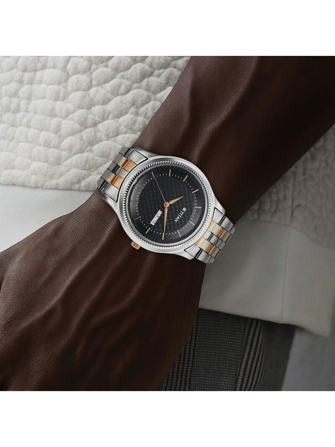 Titan Karishma Round Blue Dial Analog Watch - NU1824KM02