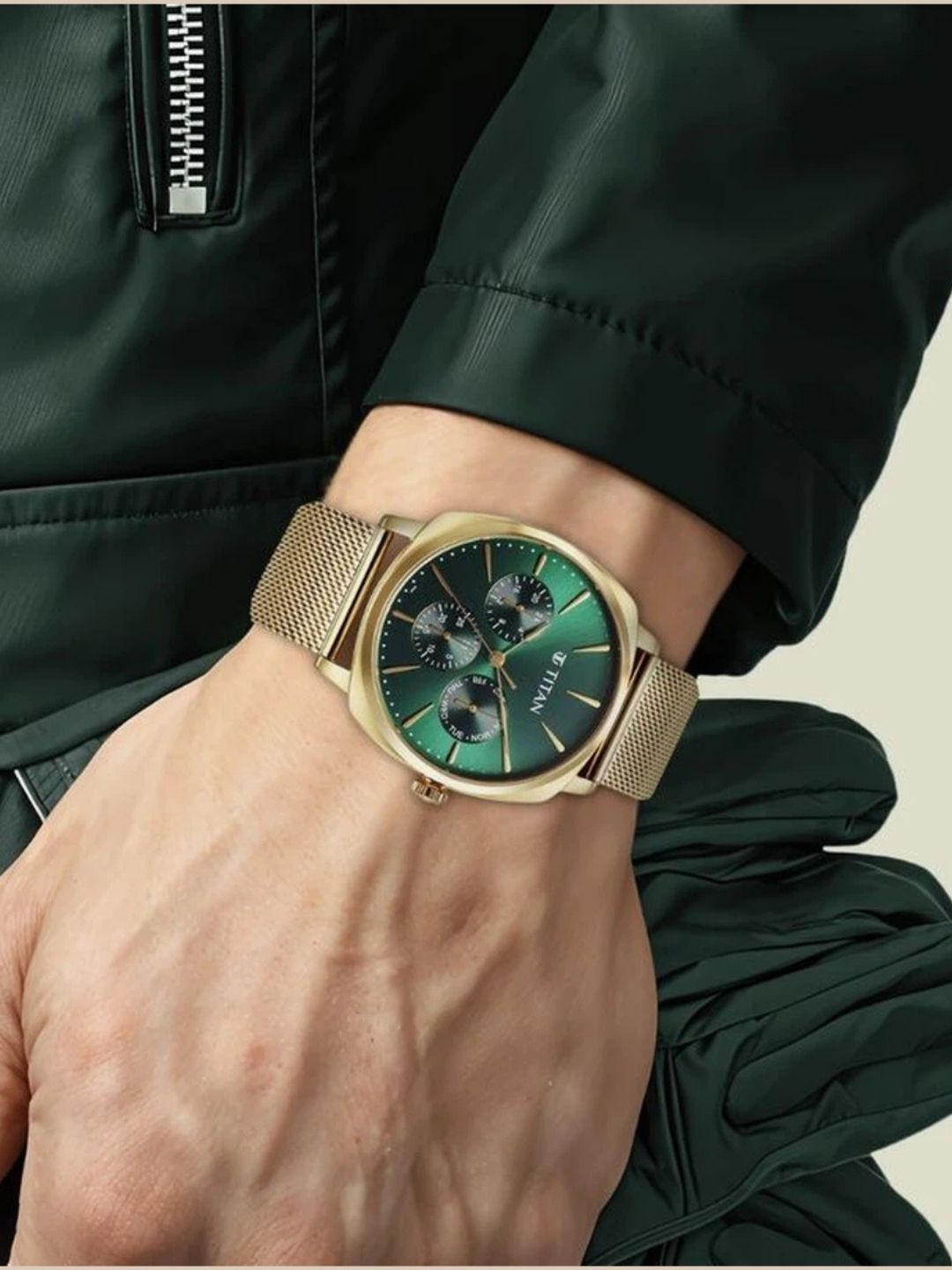 Titan Classique Round Green Dial Analog Watch - NU90189YM01