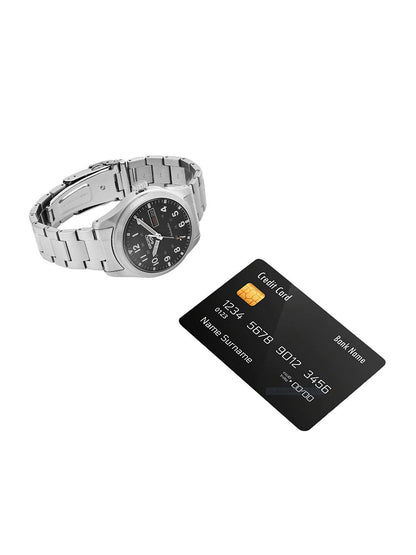 Seiko Black Dial & Silver Toned Stainless Steel Bracelet Style Straps Analogue Watch - SRPG27K1